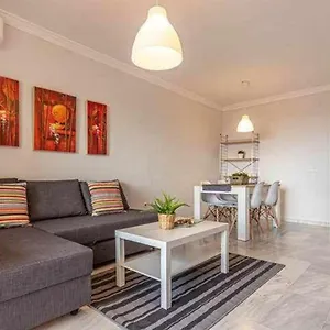 https://precioso-piso-para-6-con-vista-al-mar-180-grados.hotelsinnerja.org